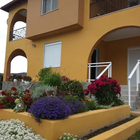 House Kallisti 2 Daire *