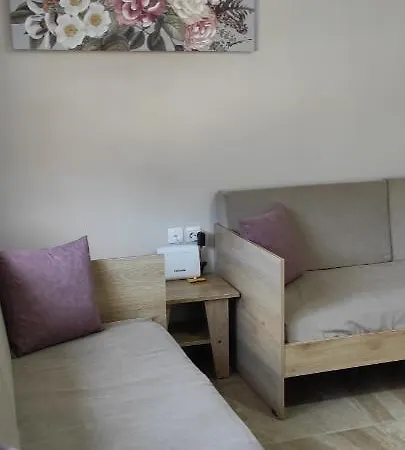 House Kallisti 2 Apartman *